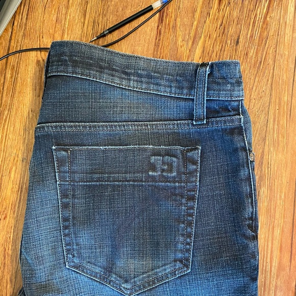 Joe’s Fit Rebel Denim Jean
Size 34 X 34 - Picture 2 of 9